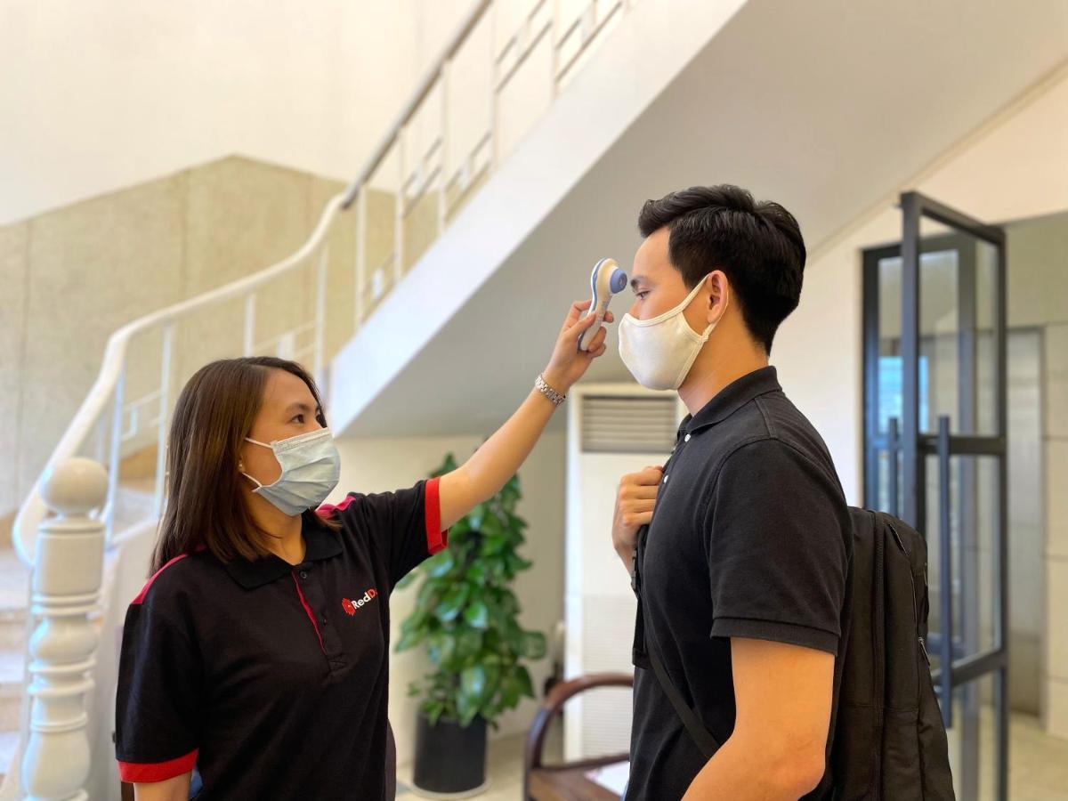 Reddoorz Near Nguyen Hue Walking Street 2 - Dorms Available Ho Chi Minh-Byen Eksteriør billede