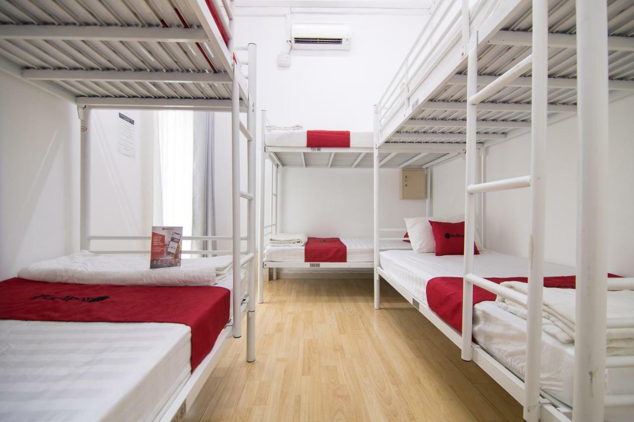 Reddoorz Near Nguyen Hue Walking Street 2 - Dorms Available Ho Chi Minh-Byen Eksteriør billede
